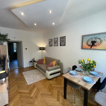 Abc Centrum - Aleje Blisko Ciebie - W Centrum Czestochowy Darmowy Parking Apartment Czestochowa